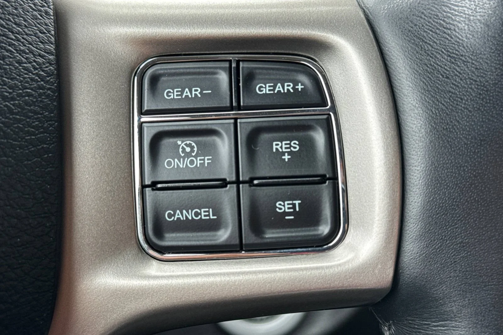 2019 RAM Ram 1500 Classic Laramie - Photo 26