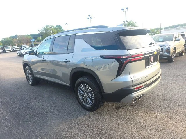 Used 2026 Gray Chevrolet LT image 4