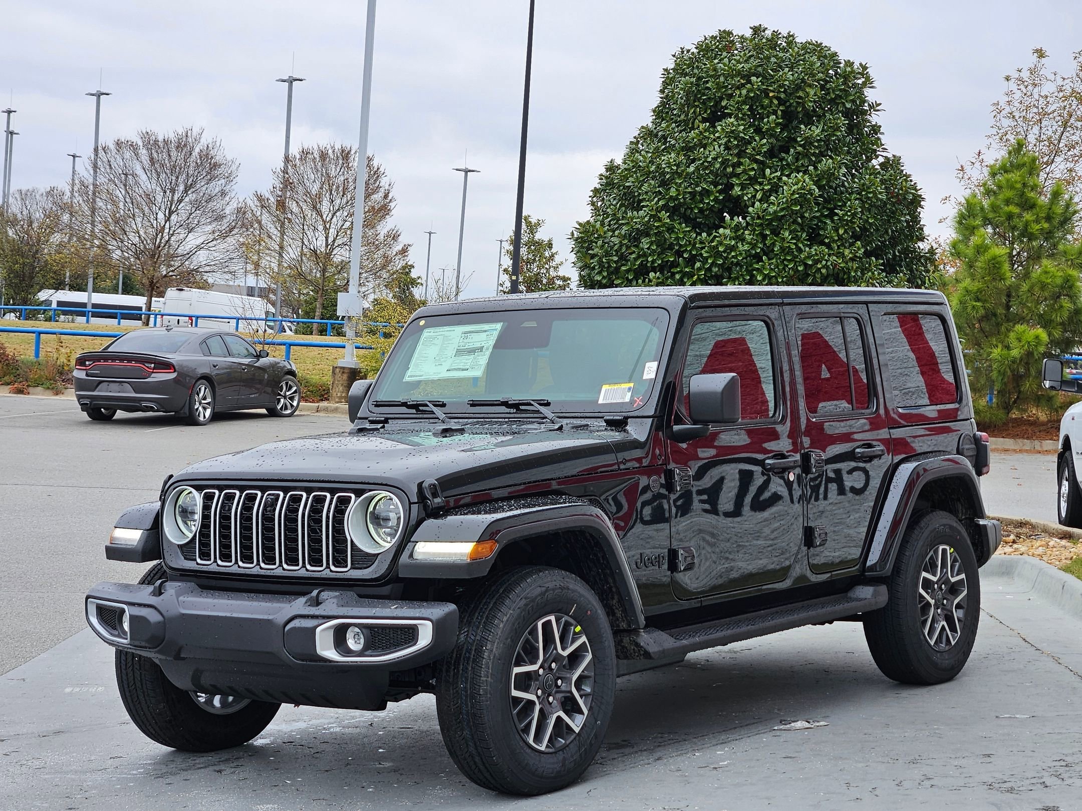 New 2026 Black Clear-Coat Exterior Paint Jeep Sahara image 3