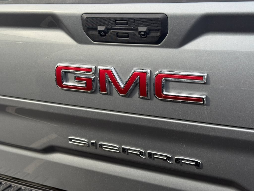 Used 2025 Sterling Metallic GMC SLT image 30