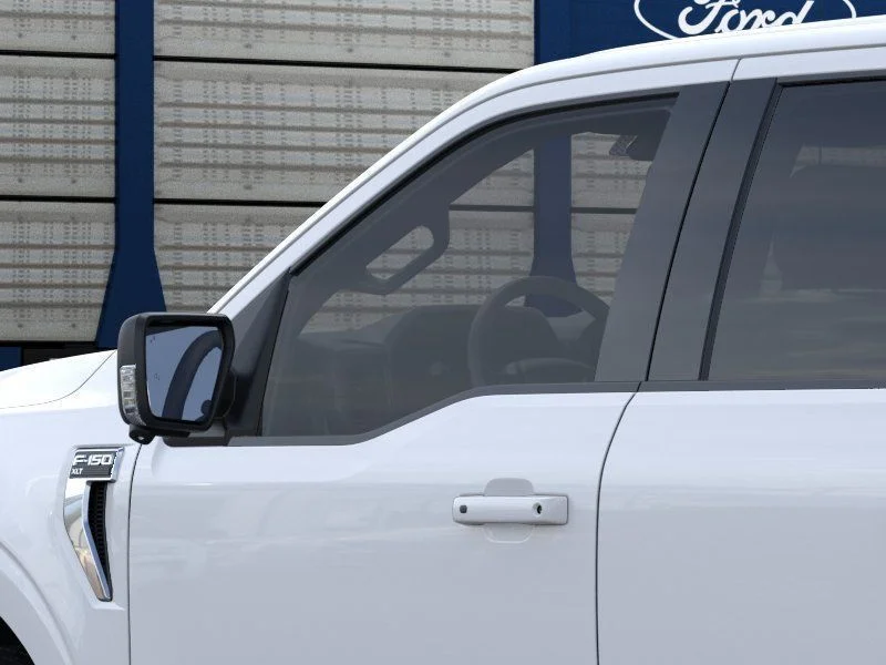 New 2026 Oxford White Ford XLT image 36