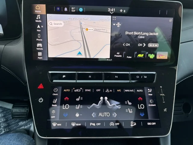 Used 2023 Bianco Astro Metallic Maserati GT ~Heads Up Display ~ Premium Plus Package !!! LOADED !!! image 58
