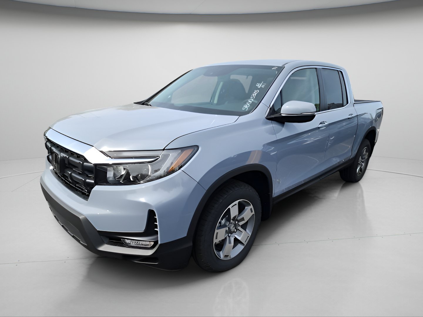 New 2026 Sonic Gray Pearl Honda RTL image 3