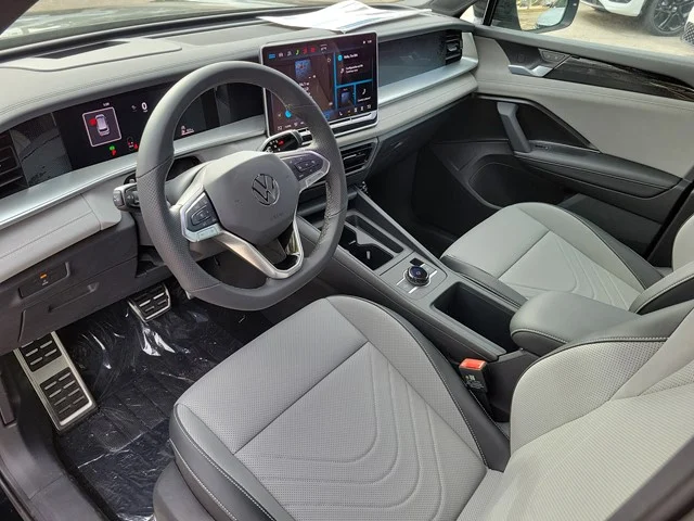 2026 Volkswagen Tiguan SE R-LINE BLACK - Photo 21