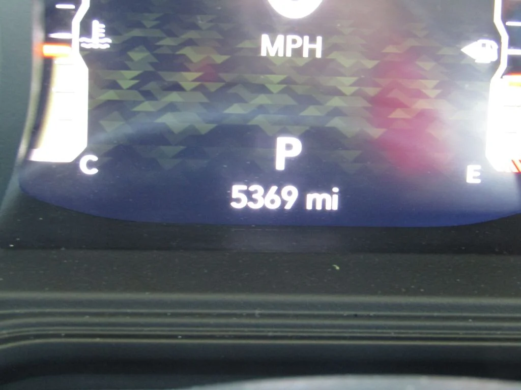Used 2024 White Jeep Mojave image 21