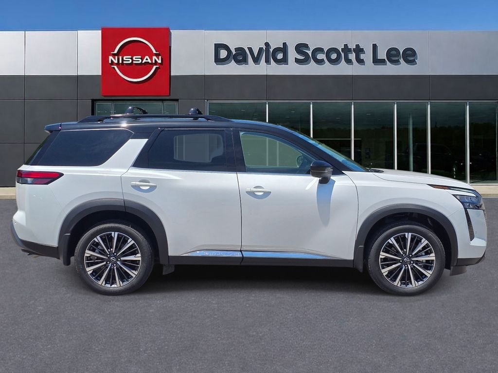 Used 2026 White Nissan Platinum image 5