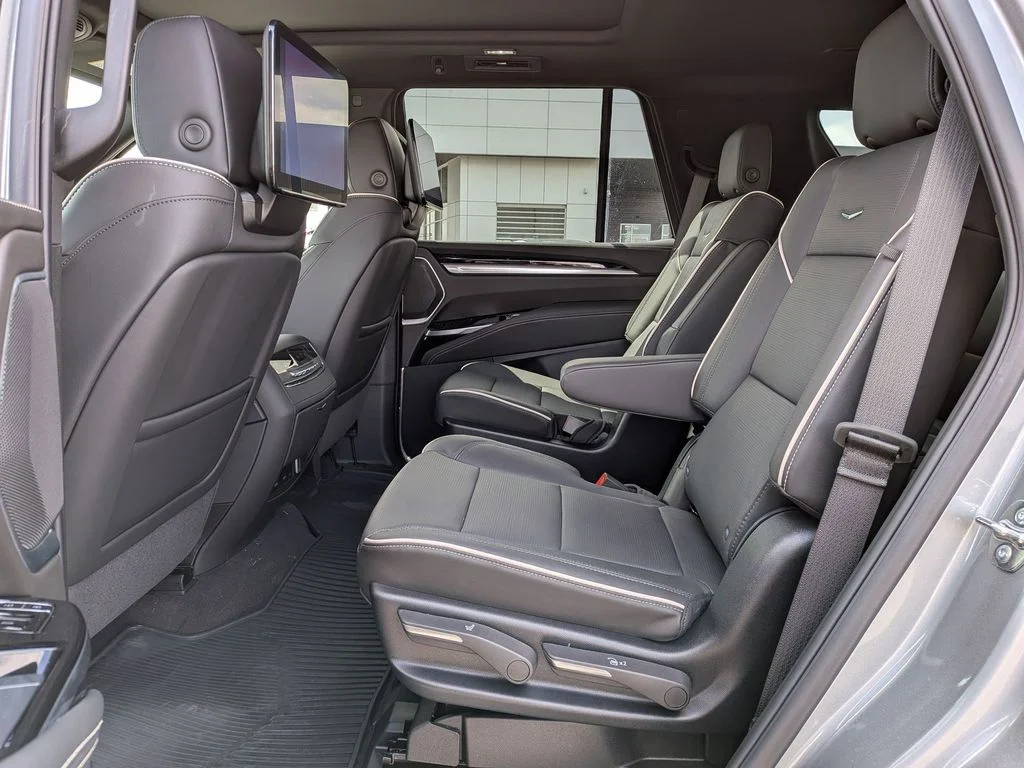 2026 Cadillac Escalade Sport - Photo 43