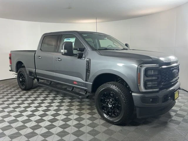 New 2026 Carbonized Gray Ford XLT image 3