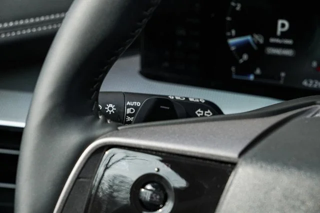 Certified Used 2025 Silver Nissan SL image 33