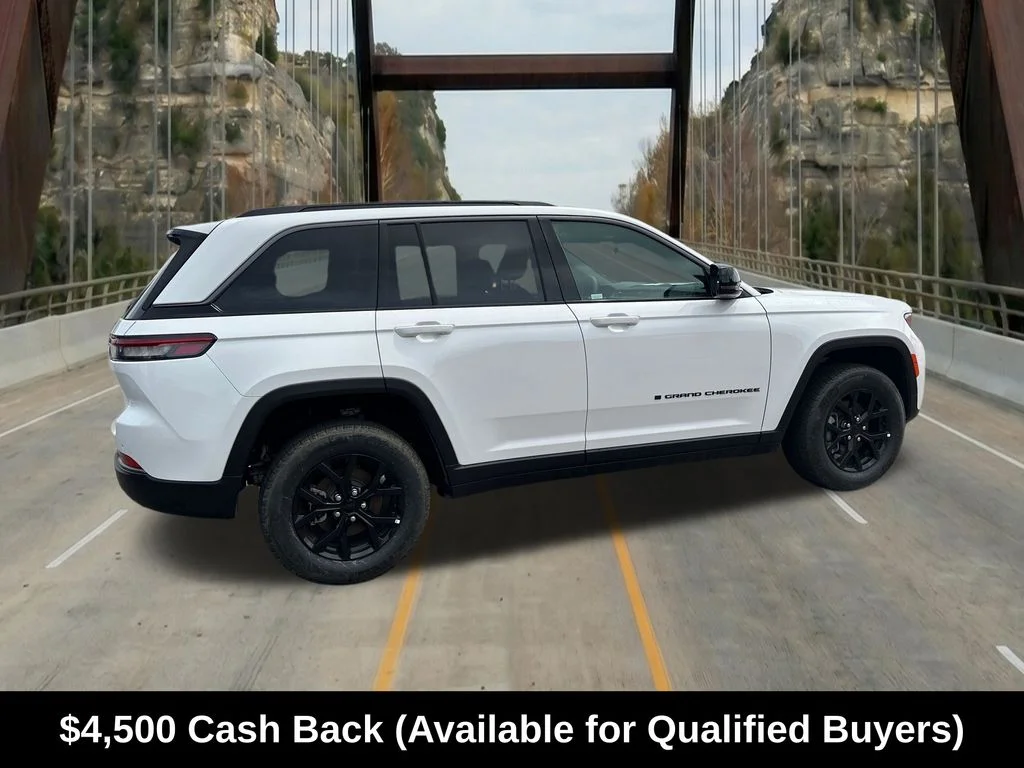 New 2026 Bright White Clear-Coat Exterior Paint Jeep Altitude image 11
