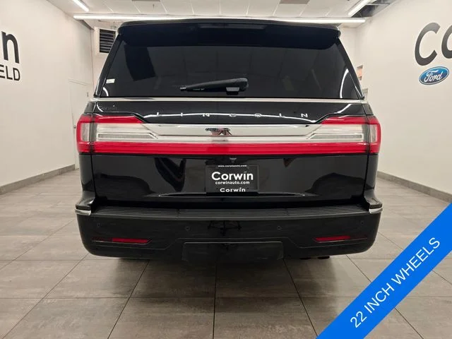 Used 2020 Black Lincoln Reserve image 4