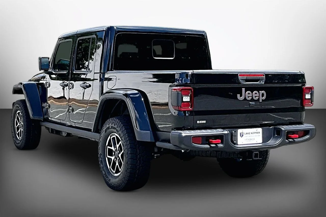 New 2026 Black Clearcoat Jeep Rubicon image 6