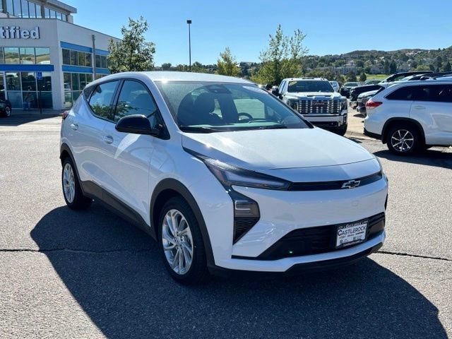 2027 Chevrolet Bolt LT - Photo 7