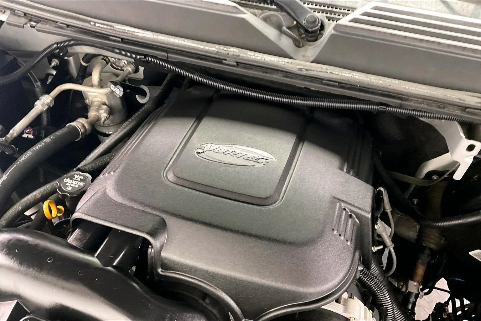 Used 2013 Silver Ice Metallic Chevrolet LT image 32