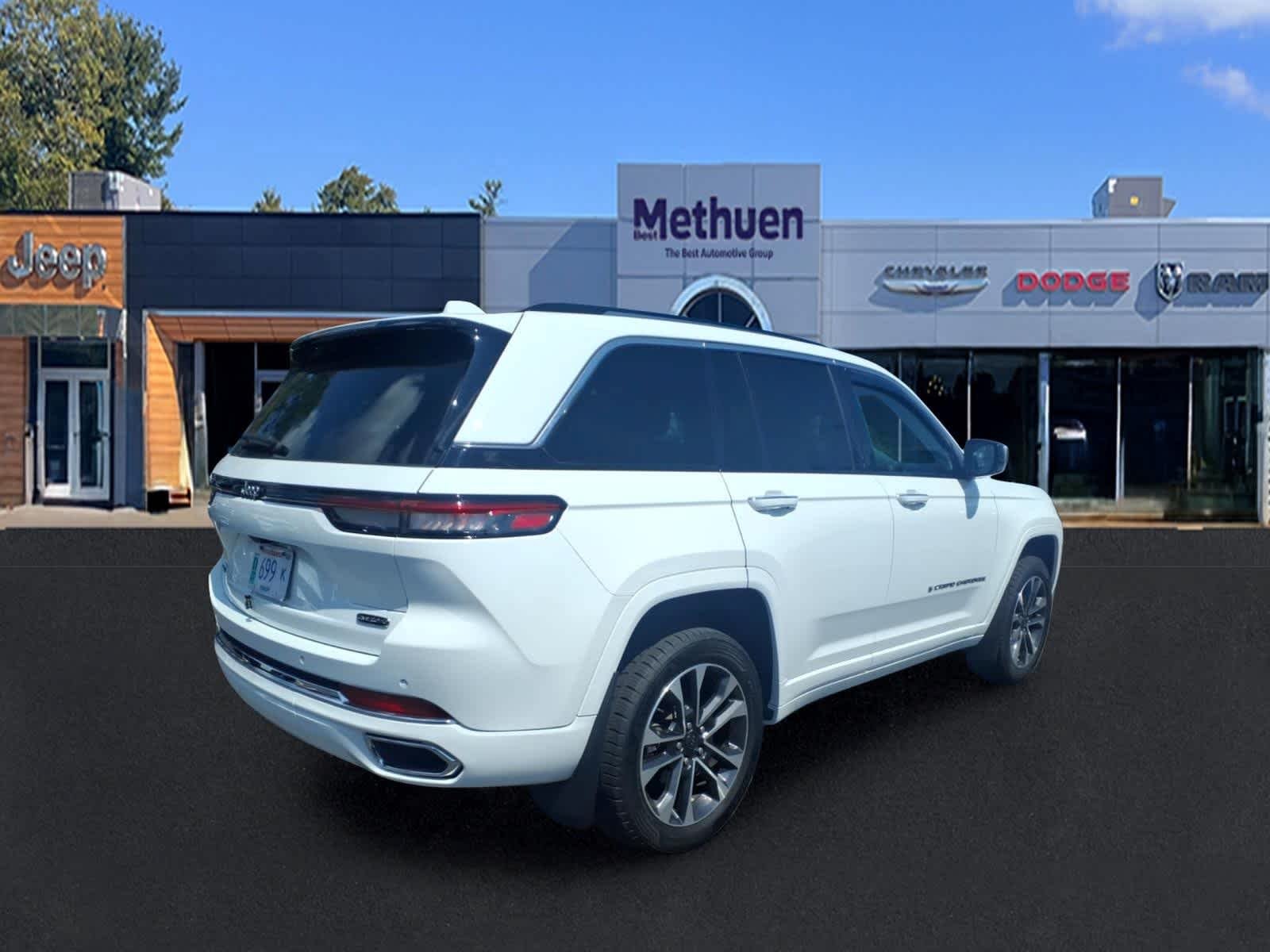 Used 2022 Bright White Clearcoat Jeep Overland image 3