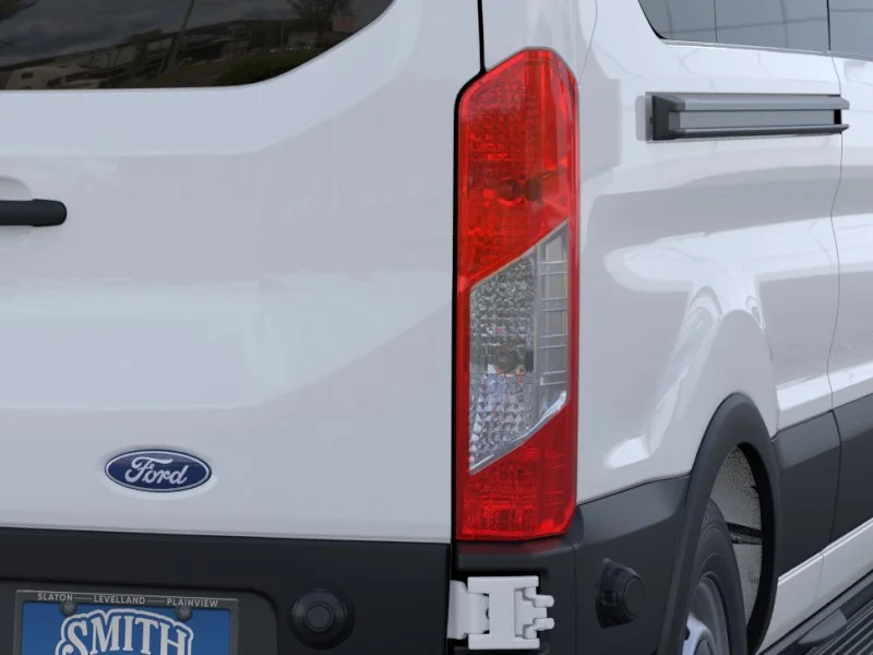 New 2026 Oxford White Ford Passenger Van XL image 43