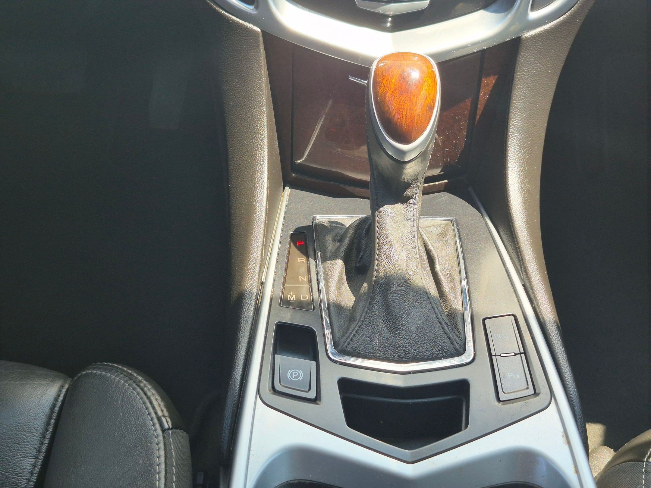 Used 2014 Terra Mocha Metallic Cadillac Luxury Collection image 26