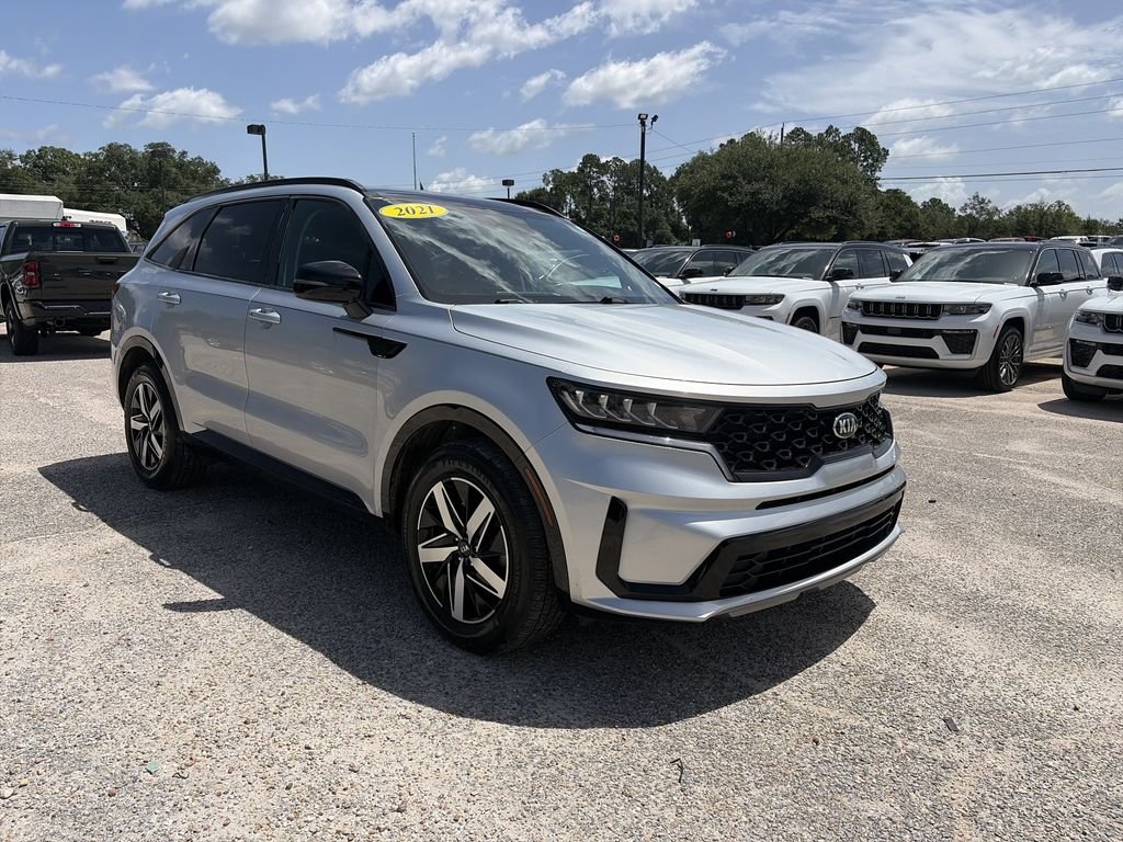 Used 2021 Silver Kia S image 8