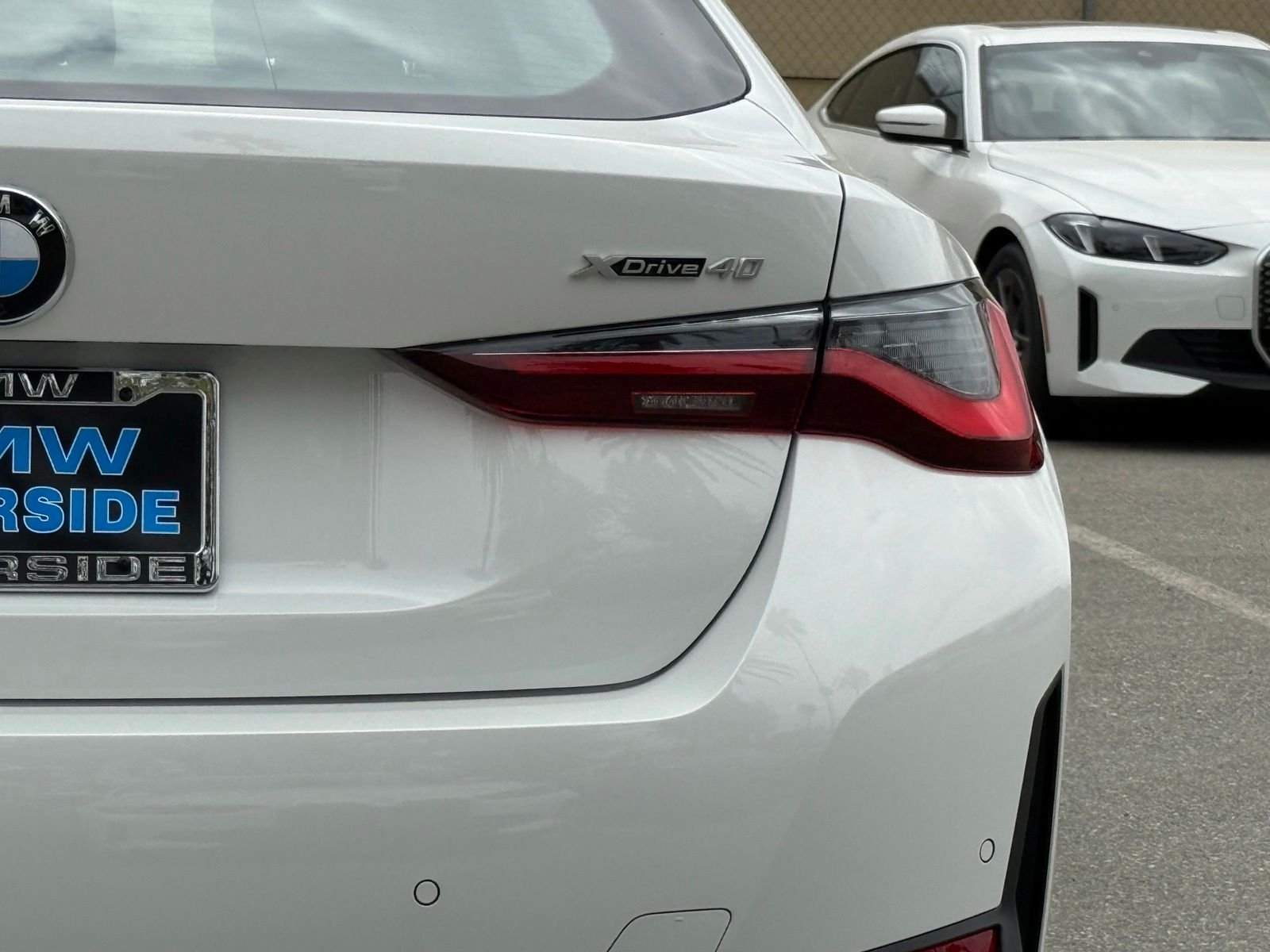 New 2026 Alpine White BMW xDrive40 image 14