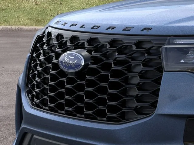 2026 Ford Explorer ST-Line - Photo 38