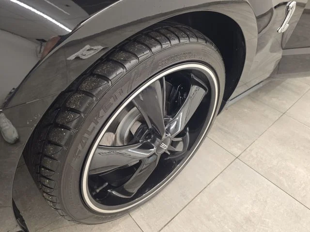 Used 2010 Black Ford Shelby GT500 image 32