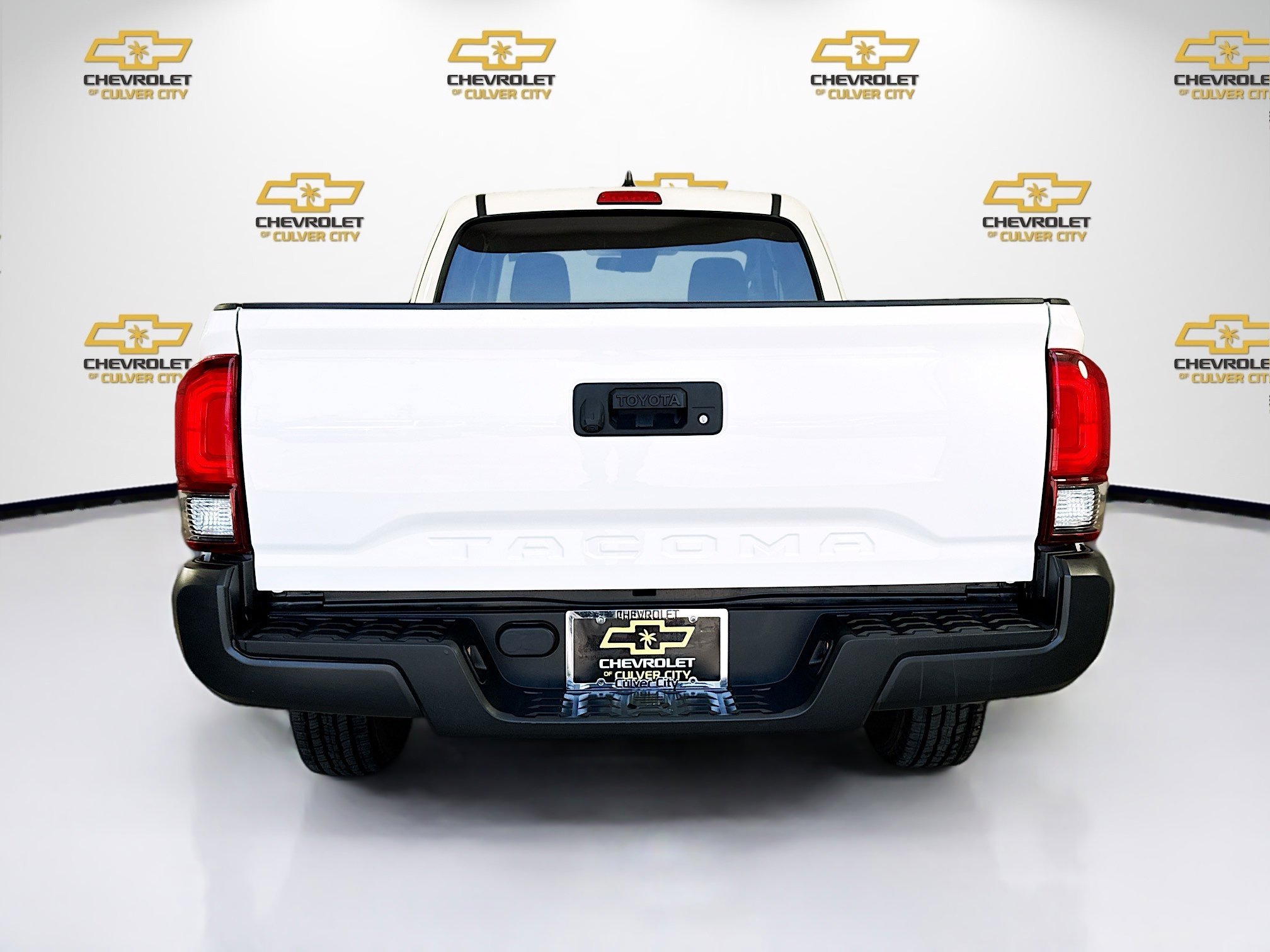 Used 2021  Toyota SR image 6