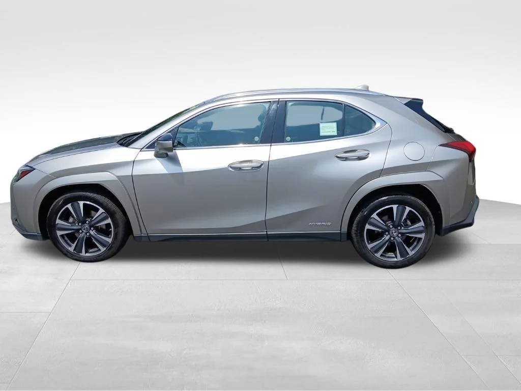 Used 2022 Silver Lexus 250h Base image 3