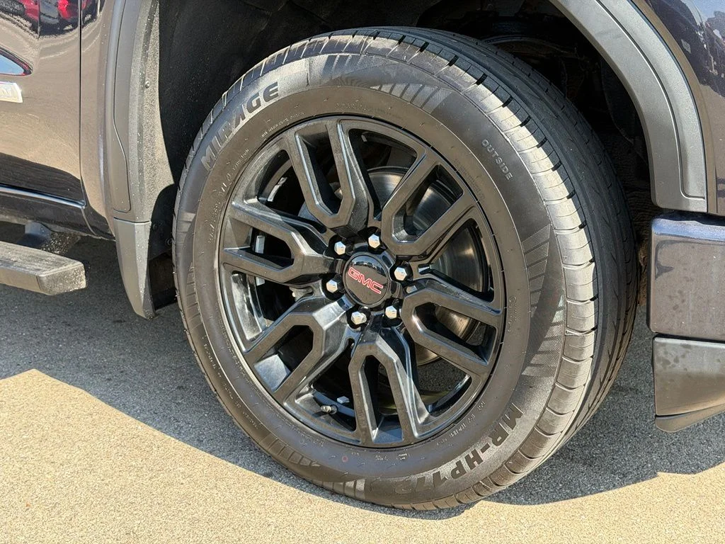 Used 2022 Gray GMC Elevation image 24