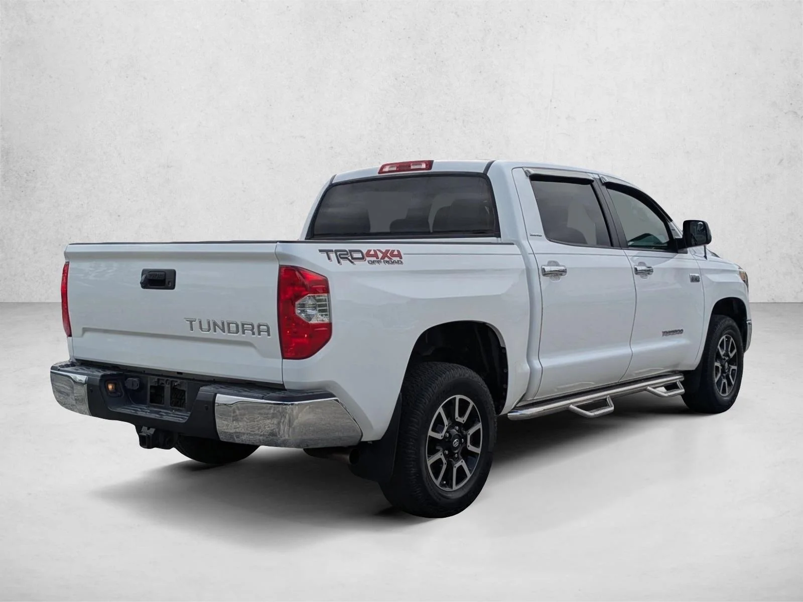 Used 2018 Super White Toyota Limited image 5