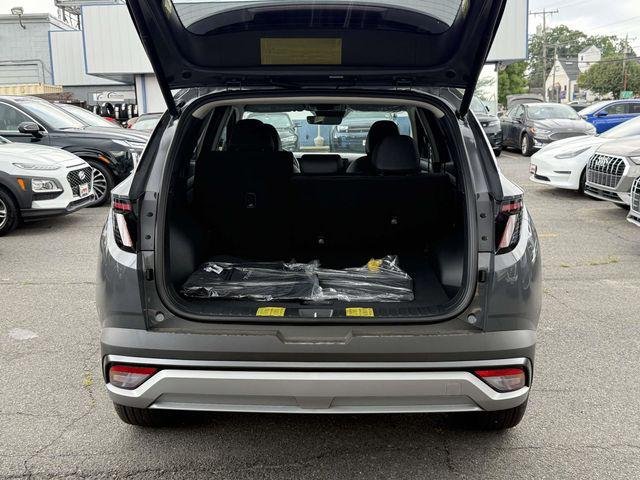 New 2026 Gray Hyundai SEL Convenience image 31