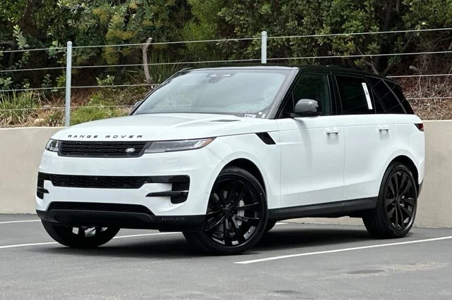 New 2026 Fuji White Land Rover SE image 1