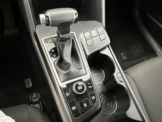 Used 2024 Gray Kia LX image 27