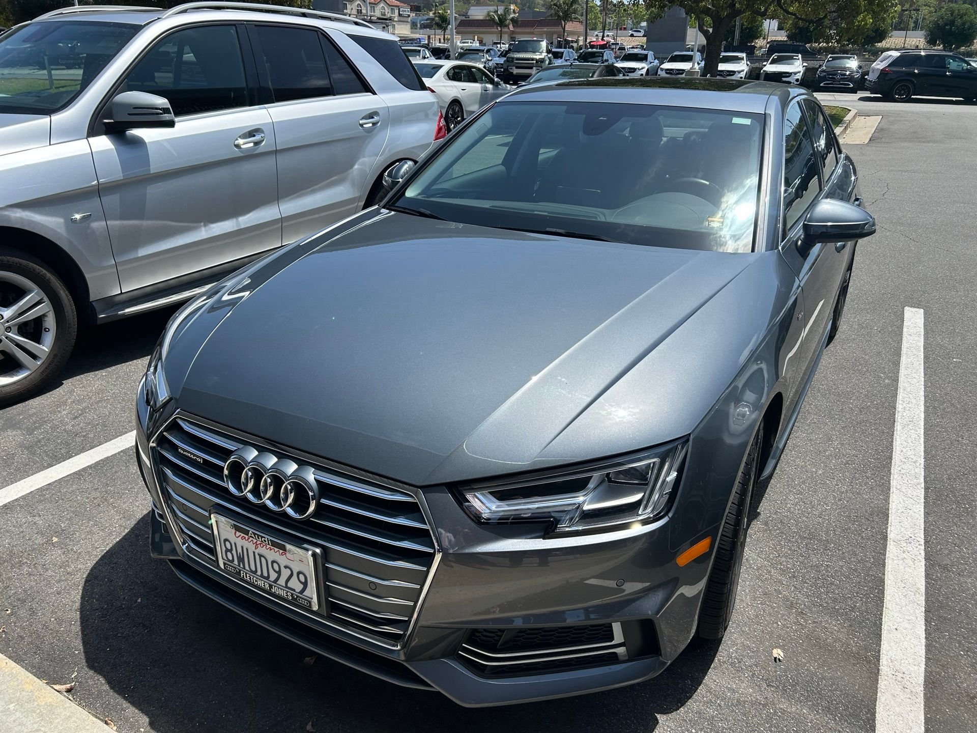 2018 Audi A4 2.0T quattro S tronic Premium Plus's photo