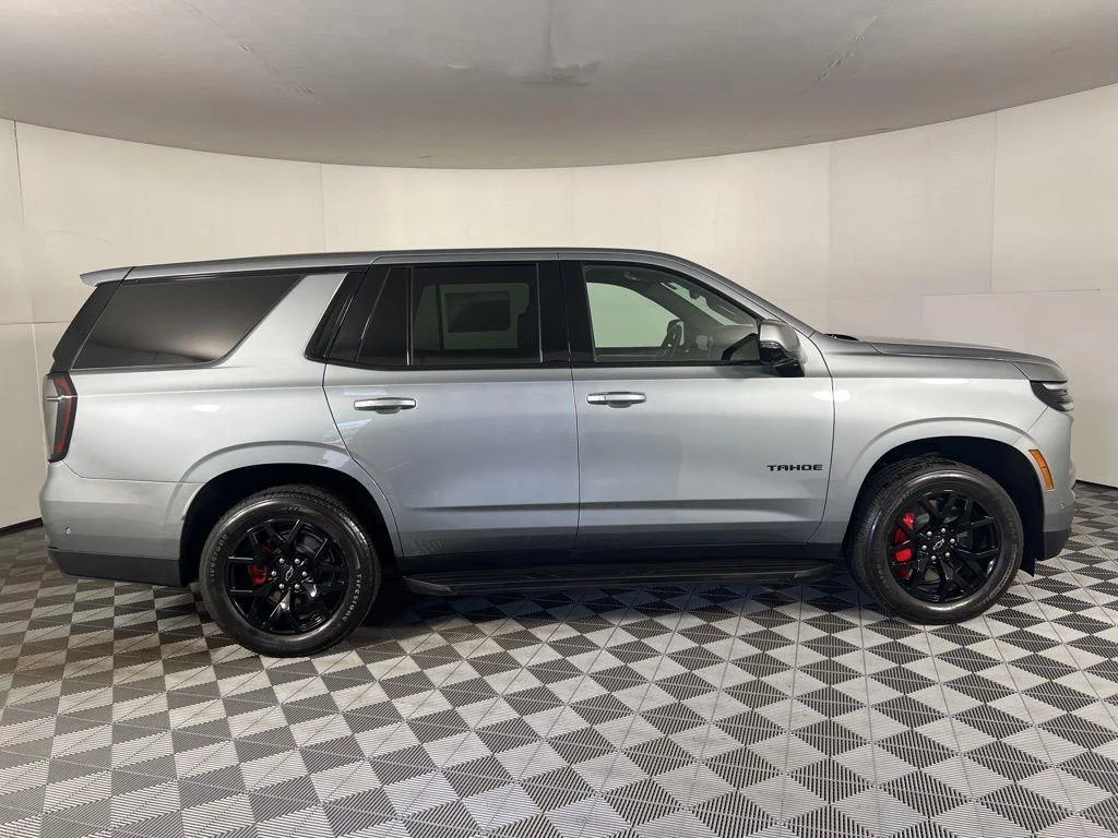 Used 2026 Sterling Gray Metallic Chevrolet RST image 7