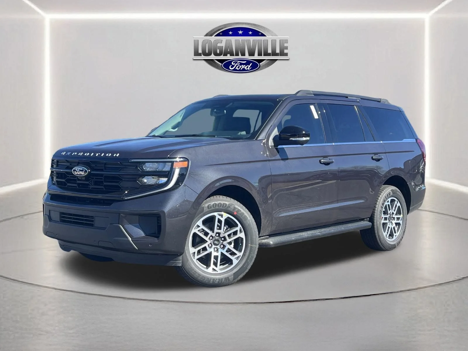 2026 Ford Expedition Active's photo