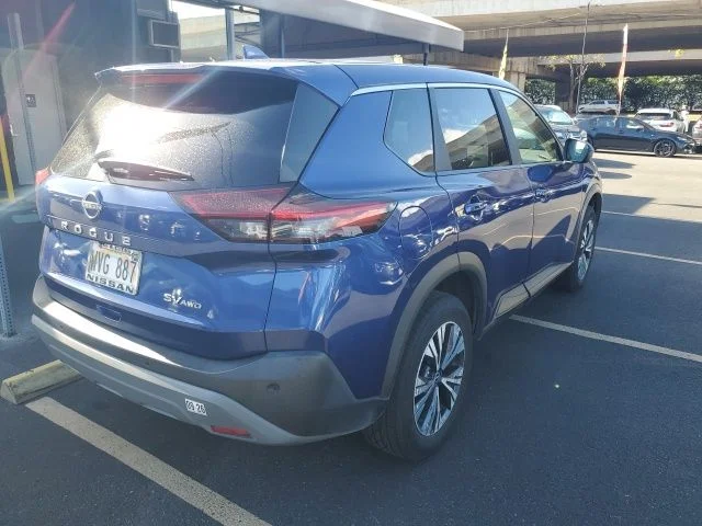 Used 2023 Blue Nissan SV image 5