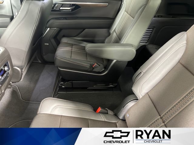 2026 Chevrolet Suburban High Country - Photo 38
