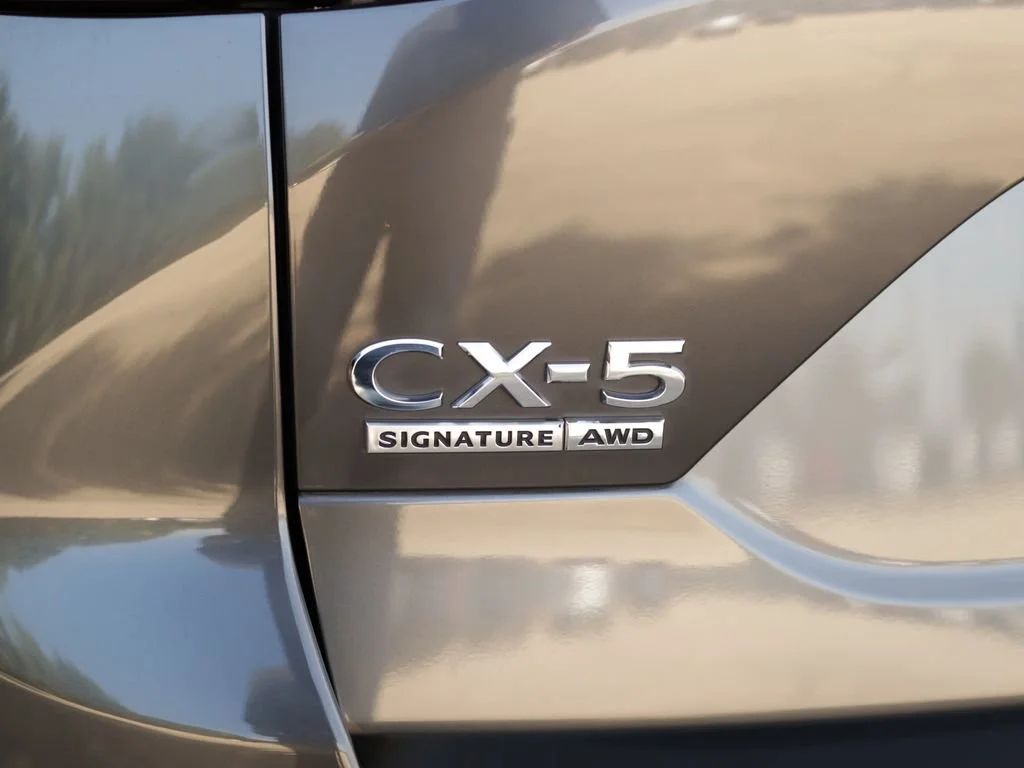 Used 2021 Gray Mazda Signature image 37