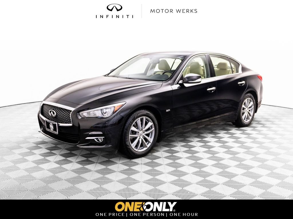2017 INFINITI Q50 Premium