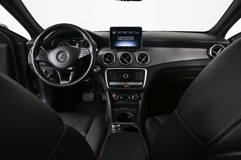 Certified Used 2019 Gray Mercedes-Benz GLA 250 image 17