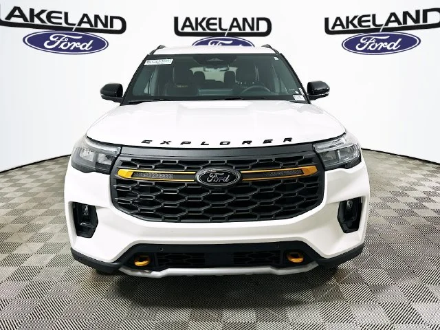 New 2026 White Ford Tremor image 8