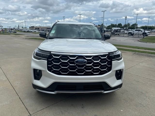 New 2026 Star White Metallic Tri-Coat Ford Platinum™ image 11