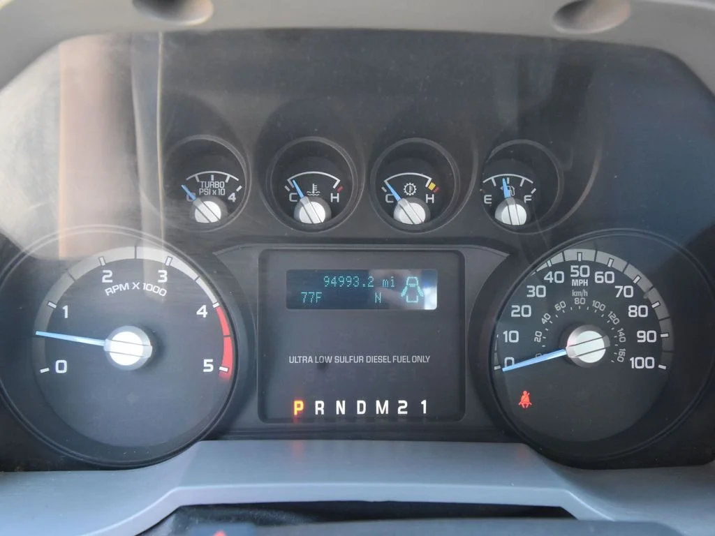 2014 Ford F-550 - Photo 35