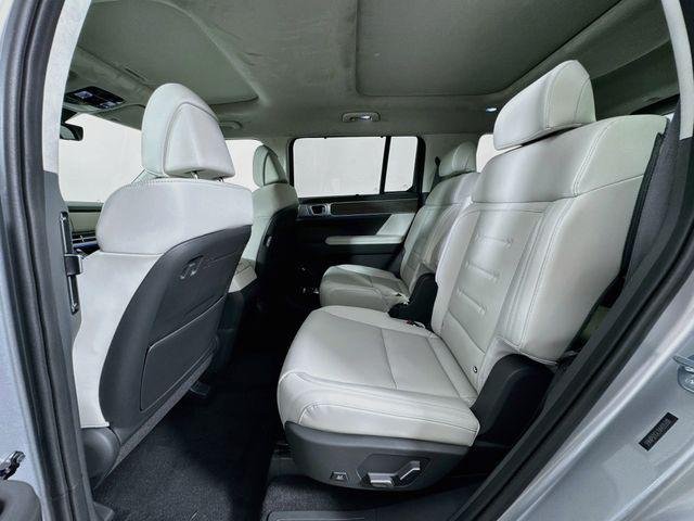 New 2027 Silver Hyundai Calligraphy AWD image 46