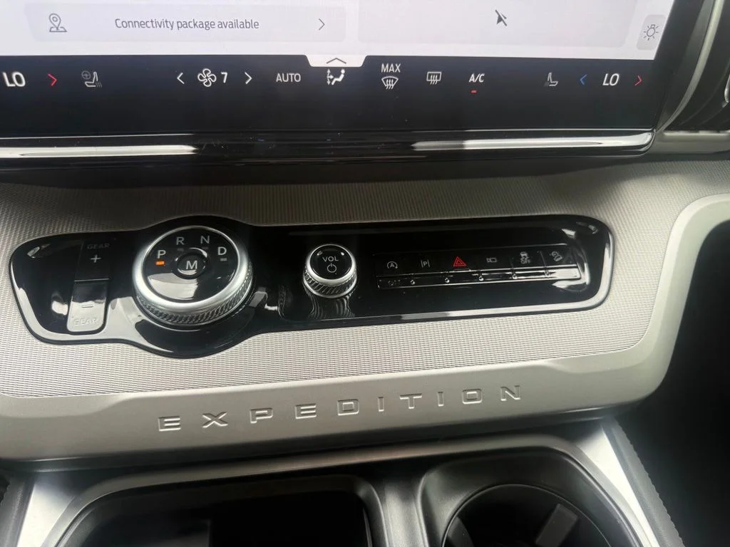 New 2026 Space Silver Metallic Ford MAX Active image 22