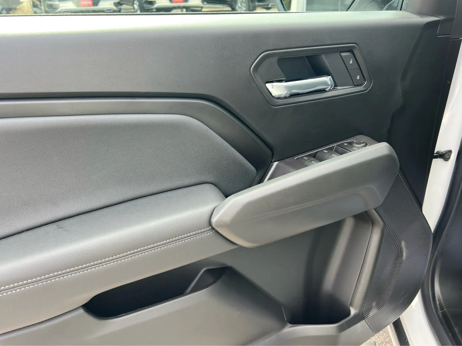 2026 Chevrolet Colorado LT - Photo 10