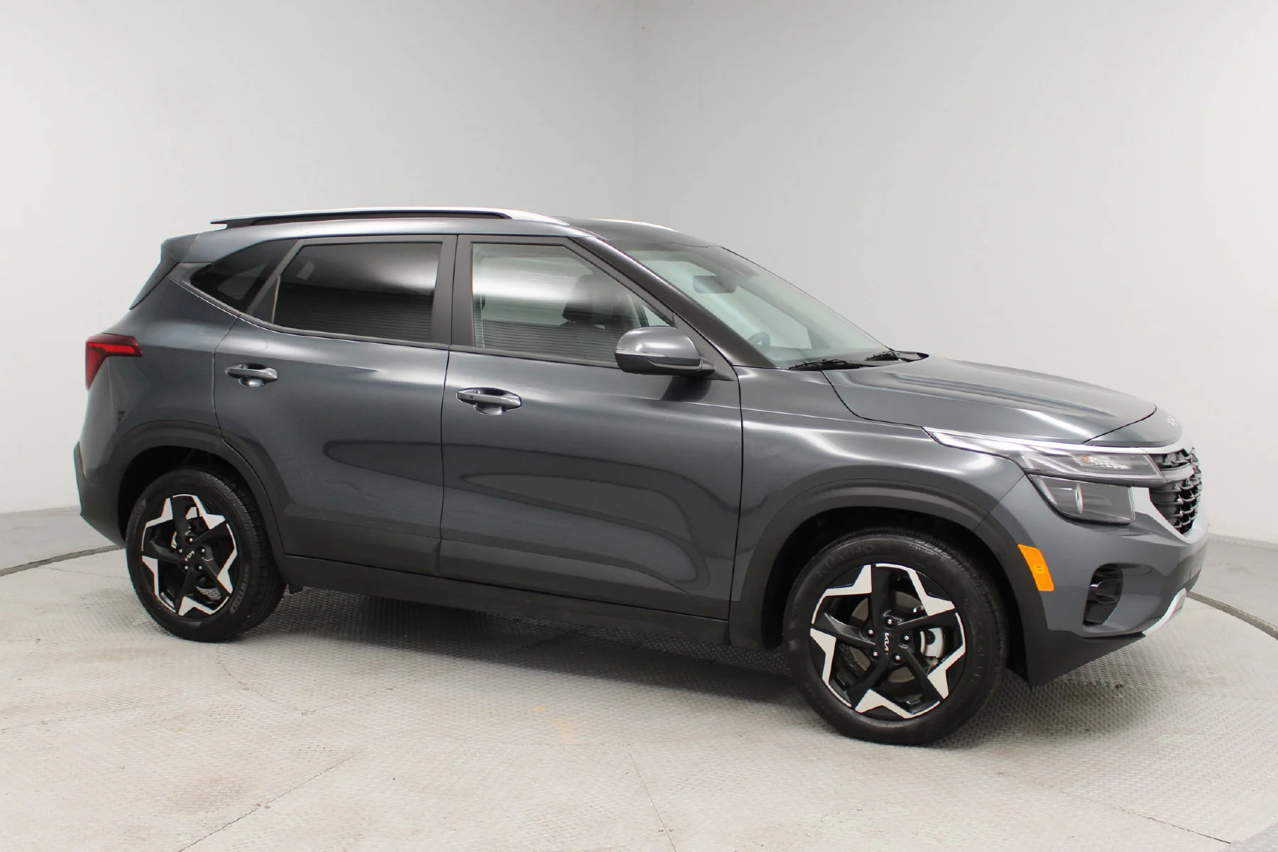 Used 2025 Gravity Gray Kia S IVT FWD image 24