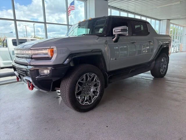 Used 2024 Meteorite Metallic (Grey) GMC 3X image 3
