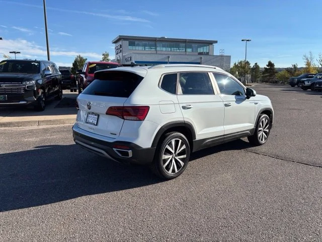 Used 2022 White Volkswagen 1.5T SE image 5