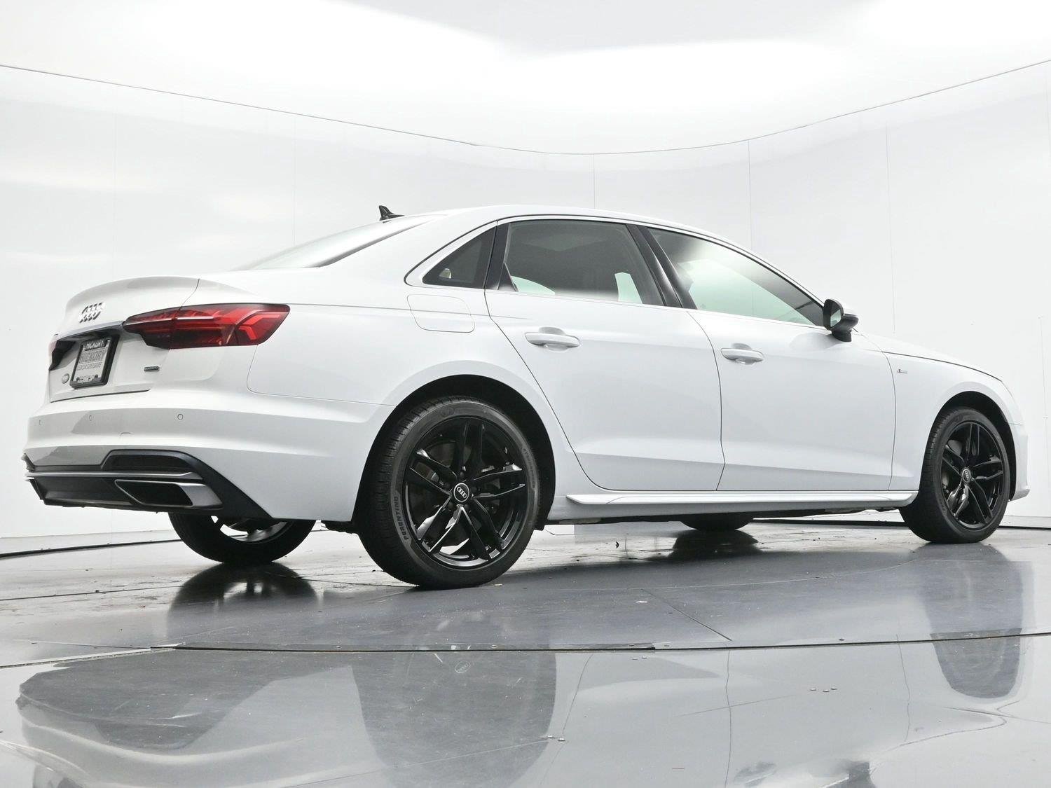 Used 2021 Glacier White Metallic Audi S line Premium image 44